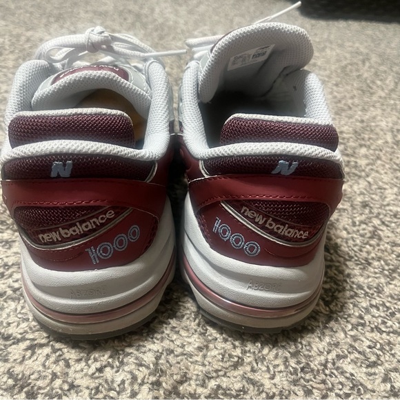 New Balance 1000 “Monarch Burgundy” ABZORB Cushioning in Both Heel and Forefoot - Picture 6 of 9